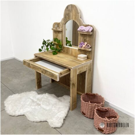 Kinderkaptafel met laatje