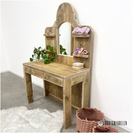 Kinderkaptafel van hout