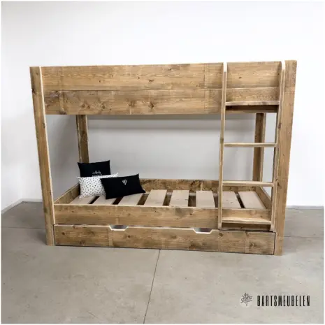 Stapelbed steigerhout Lucas