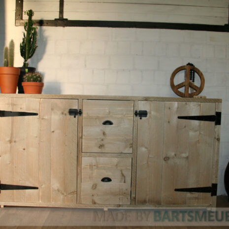 Steigerhouten dressoir Thomas