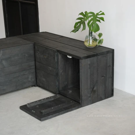 hoek_tv_meubel_van_steigerhout_black_waash