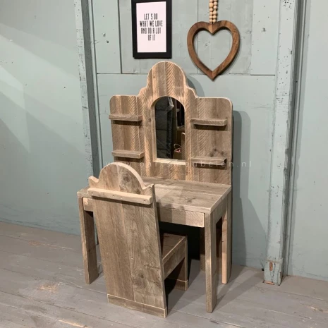 kinderkaptafel van steigerhout 1