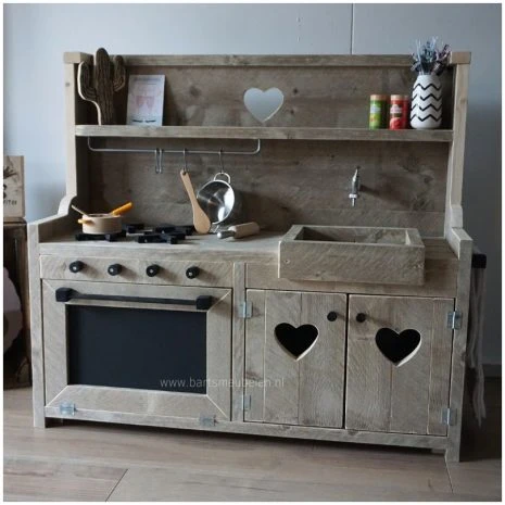 steigerhouten speelkeuken 14 met sierlijke vormen