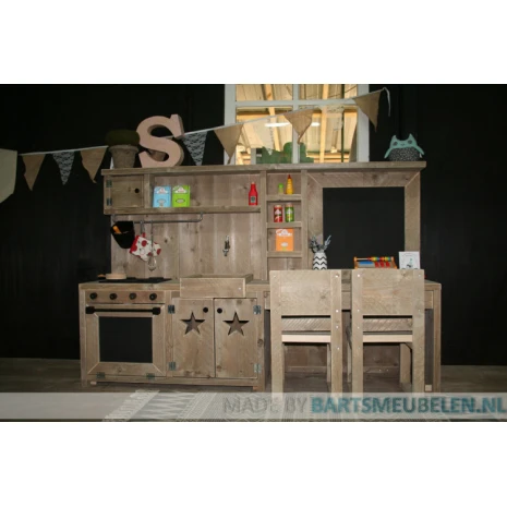 steigerhouten speelmeubel 3