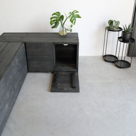steigerhouten_tv_meubel_van_steigerhout_in_black_wash