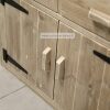 close up detail foto handgrepen van steigerhout