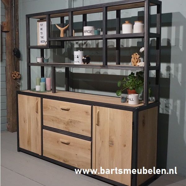 kast-eikenhout-en-staal-nick.4