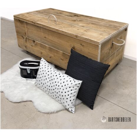 Grote Steigerhouten speelgoedkist Grote Steigerhouten speelgoedkist