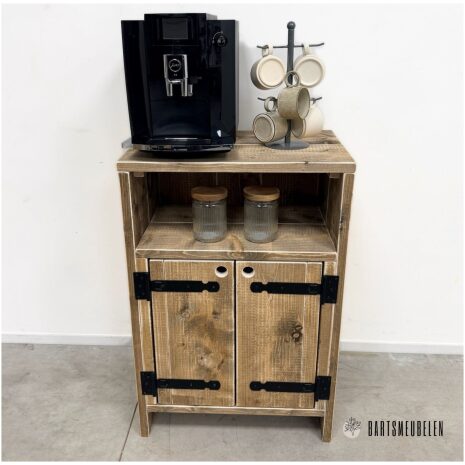 Koffie corner kast van steigerhout met praktische opbergruimte