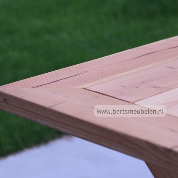 douglas-tuintafel-megan.5