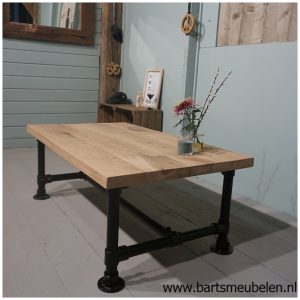 eikenhouten salontafel leroy