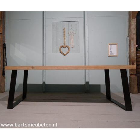 vintage-eikenhouten-eettafel-iris-met-stalen-onderstel.1.3