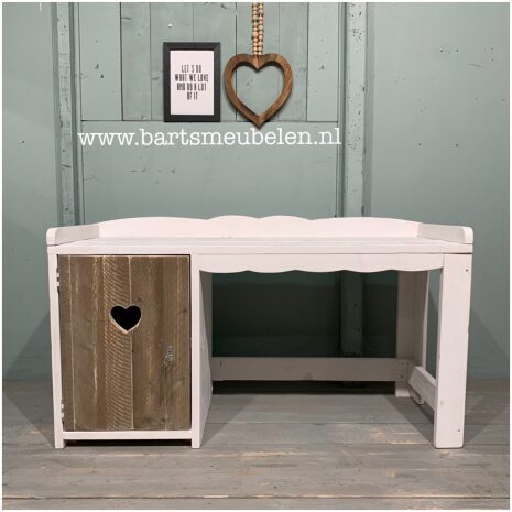 steigerhouten-bureau-ebby.1