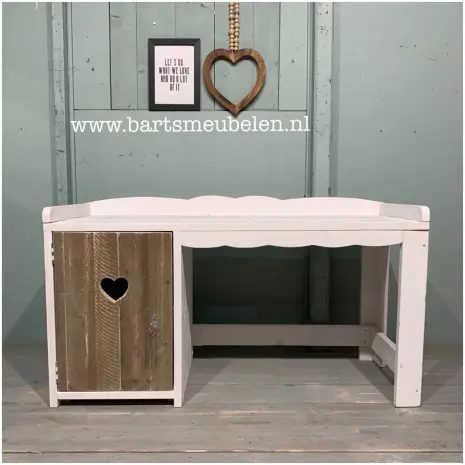 steigerhouten bureau ebby.1 e1569653978178 steigerhouten-bureau-ebby.1