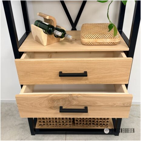 Kast eikenhout staal Nova met praktische lade en opbergruimte