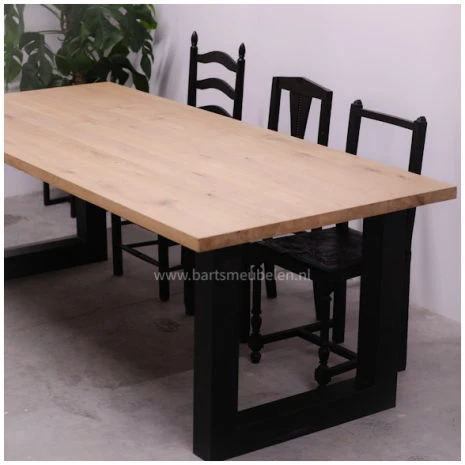 eikenhouten eettafel40met stalen onderstel.1 eikenhouten-eettafel(40)met-stalen-onderstel.1