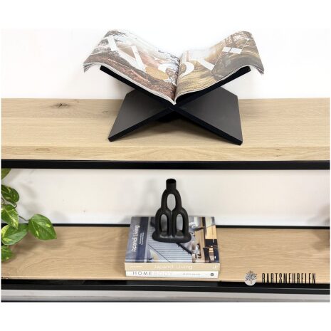 sidetable industrieel staal en eiken Jort