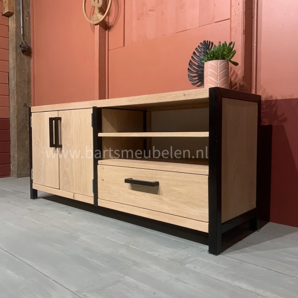 industriele-sidetable-aspen