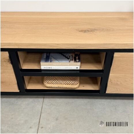 tv meubel Eden met veel opbergruimte