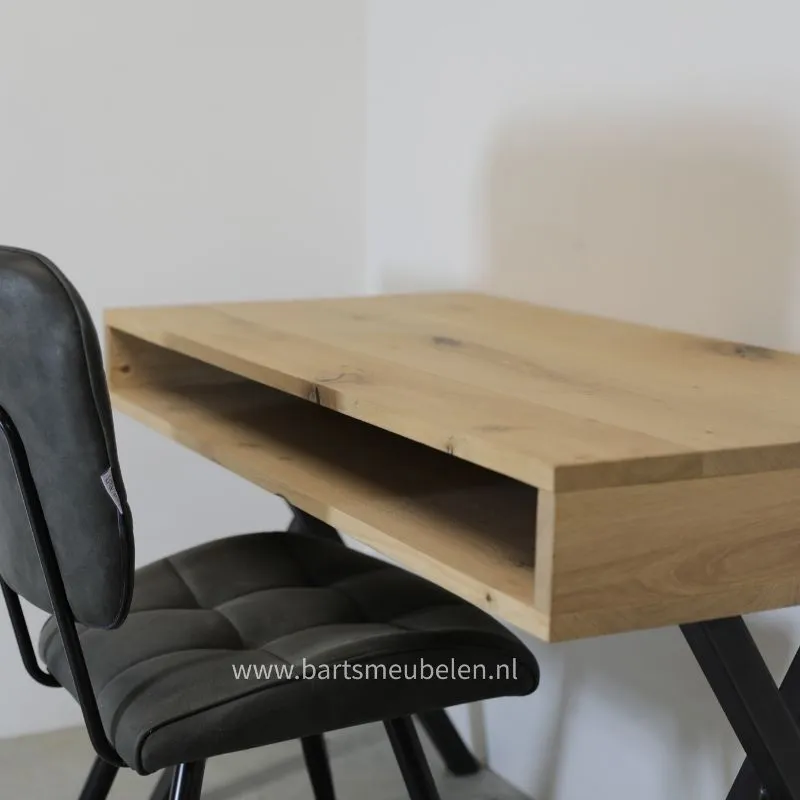 bureau eikenhout