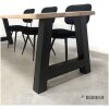 boomstamtafel eiken met a poot zwart staal Jasmijn