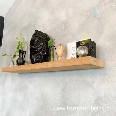 afbeelding wandplank aan muur