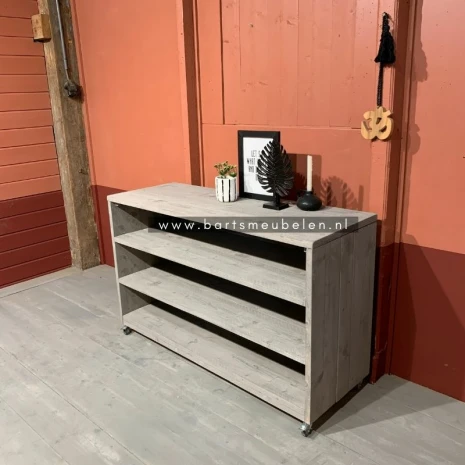 kast Julia legplanken