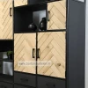 detailfoto visgraat motief wandkast eiken