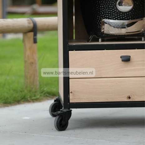 bbq tafel industrieel eikenhout en boomblad jim details