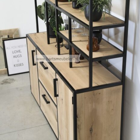 buffetkast industrieel robin eik en staal