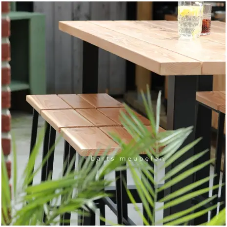 6 persoons bartafel set douglas met stalen frame - sfeer