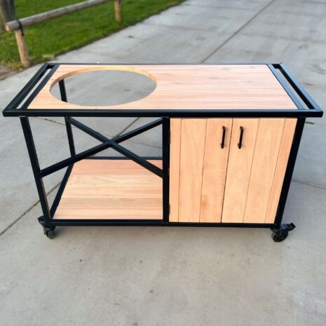 Buitenkeuken op wielen eucalyptus hout - video