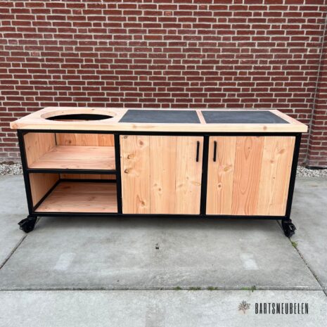 Douglas BBQ tafel Dordrecht