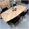 Eikenhouten eettafel deens ovaal met hongaarse punt motief