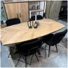 Eikenhouten eettafel deens ovaal met hongaarse punt motief en taps aflopende randen