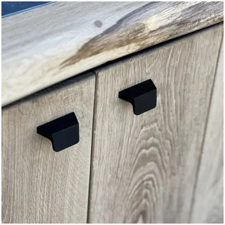 handgrepen bbq tafel james van eikenhout