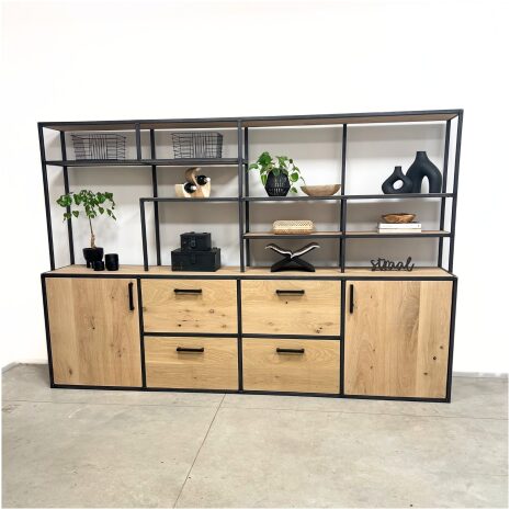 Wandkast eikenhout en staal Zeeland