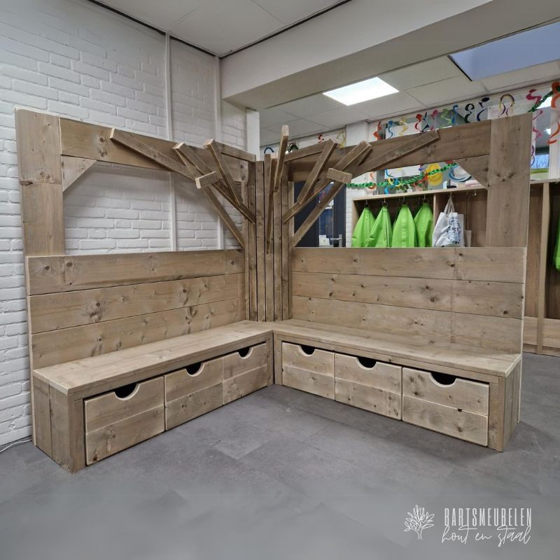 Boomhut speelhoek van steigerhout