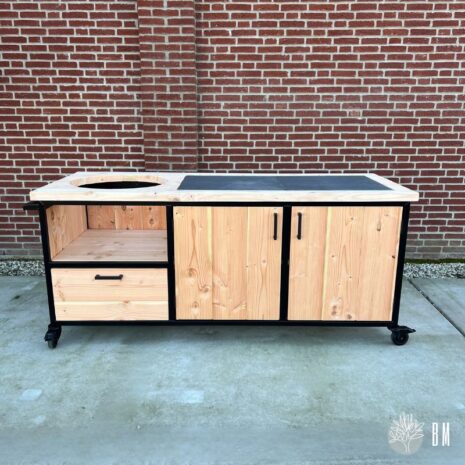 vooraanzicht buitenkeuken douglas en staal goes