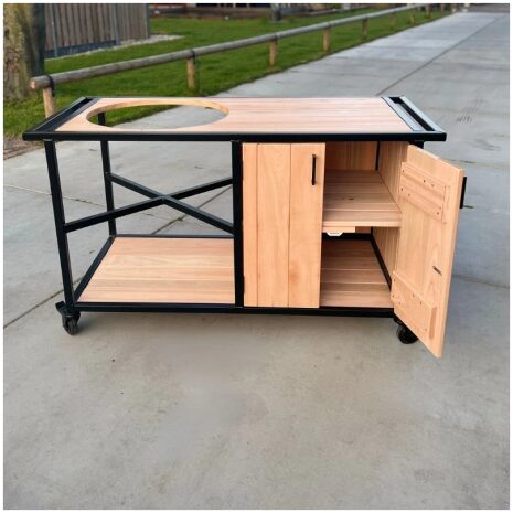 Buitenkeuken-op-wielen-eucalyptus-met-open-kastje