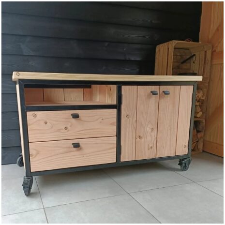 Douglas-buitenkeuken-industrieel-Amsterdam