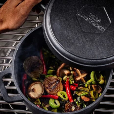 The bastard Dutch Oven & Griddle koken