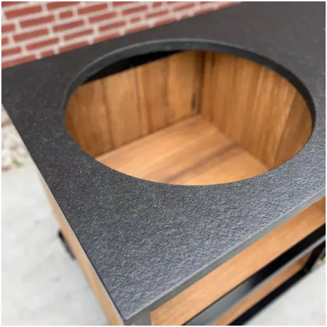 Buitenkeuken Fraké Compact zwart granieten blad voor de kamado