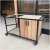 Buitenkeuken op wielen eucalyptus showmodel