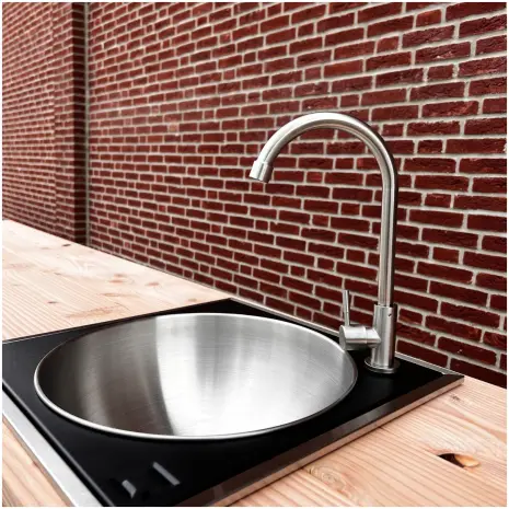 Douglas Tuinkast met spoelbak en kraan