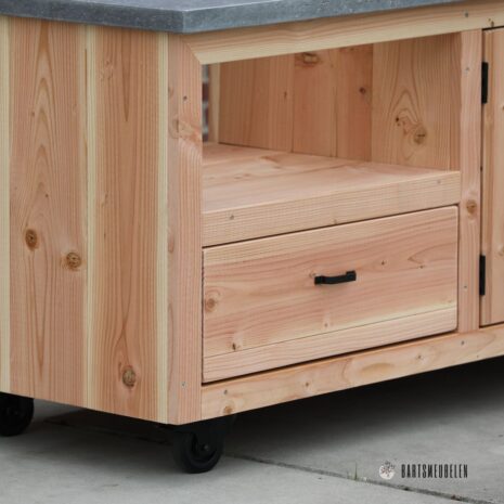 BBQ keuken douglas hout met Belgisch hardsteen blad