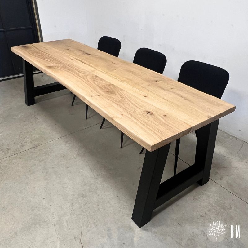 Boomstamtafel Jasmijn Boomstamtafel Jasmijn 260x80cm