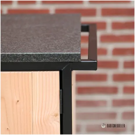 Buitenkeuken Douglas met impala granieten blad met duwstang