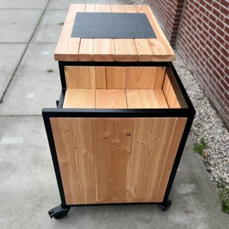 Buitenkeuken speciaal voor de Compact Kamado Kai