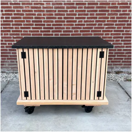 Luxe tuinkast met zwart granieten blad